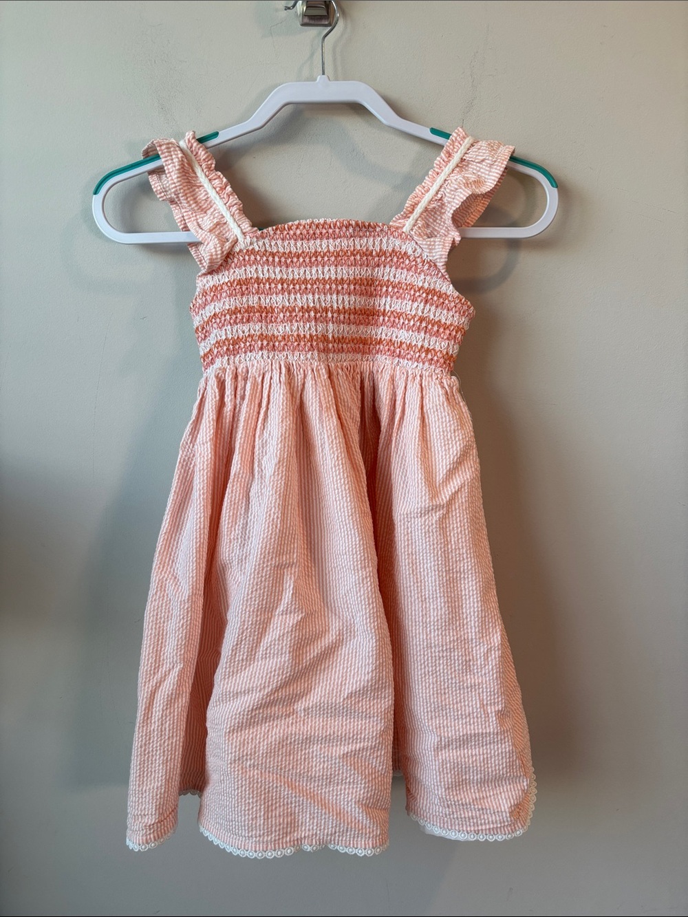 Tahari seersucker dress with smocked bodice girls size 8